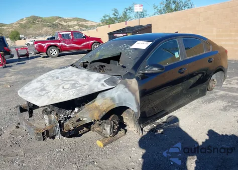 2020 Kia Forte Lxs z USA, uszkodzony, nr VIN 3KPF24AD8LE183057